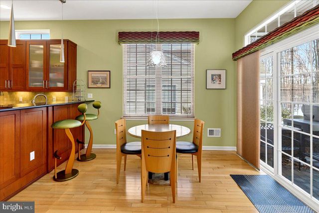 38 EDGEMERE DRIVE, Kendall Park, NJ 08824