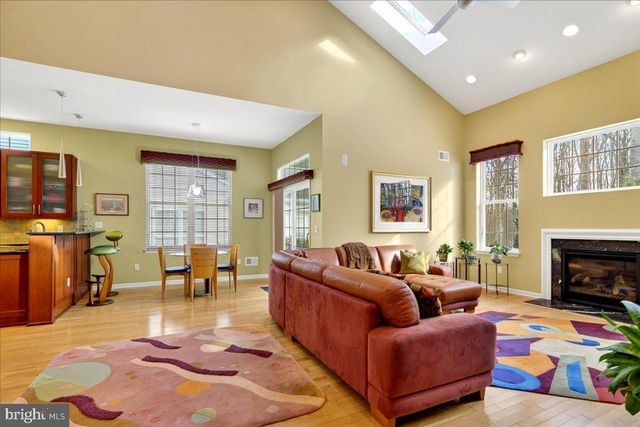 38 EDGEMERE DRIVE, Kendall Park, NJ 08824