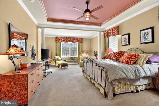 38 EDGEMERE DRIVE, Kendall Park, NJ 08824