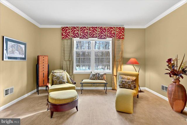 38 EDGEMERE DRIVE, Kendall Park, NJ 08824