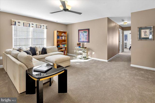 38 EDGEMERE DRIVE, Kendall Park, NJ 08824