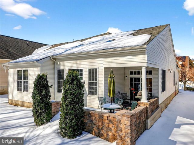 38 EDGEMERE DRIVE, Kendall Park, NJ 08824