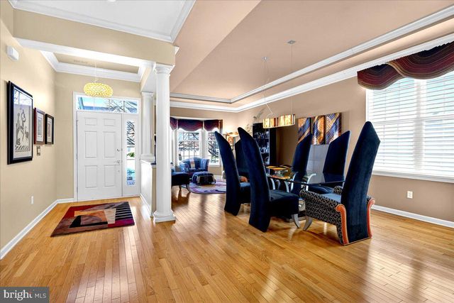 38 EDGEMERE DRIVE, Kendall Park, NJ 08824