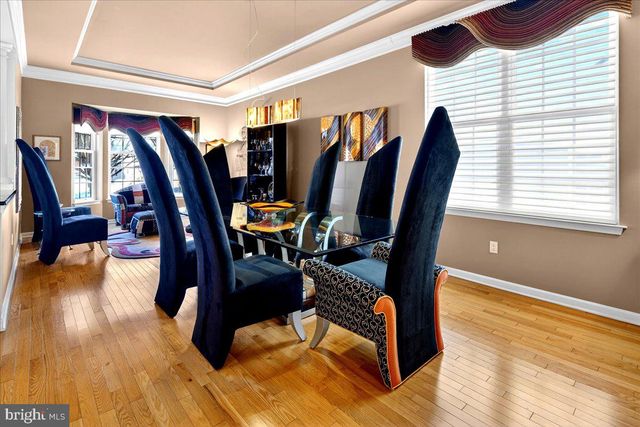 38 EDGEMERE DRIVE, Kendall Park, NJ 08824