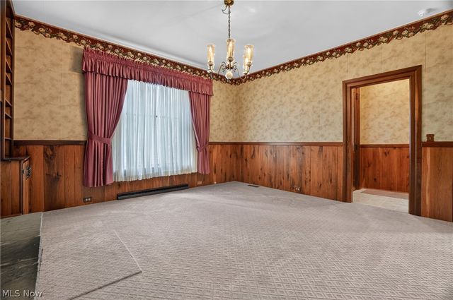 13721 Spring Street, Burton, OH 44021