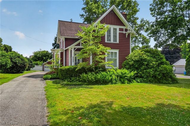 13721 Spring Street, Burton, OH 44021