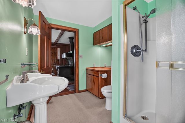 13721 Spring Street, Burton, OH 44021