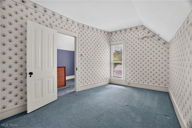 13721 Spring Street, Burton, OH 44021