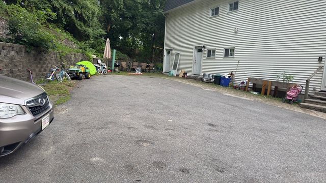 747 River St 2, Haverhill, MA 01832