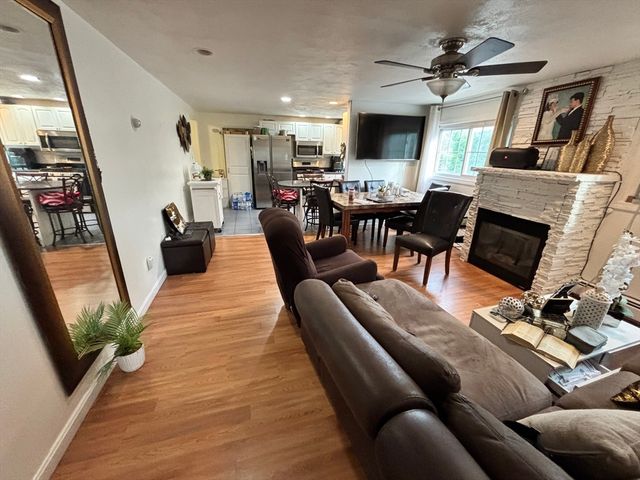747 River St 2, Haverhill, MA 01832