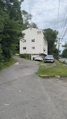 747 River St 2, Haverhill, MA 01832