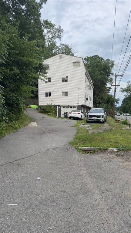 747 River St 2, Haverhill, MA 01832