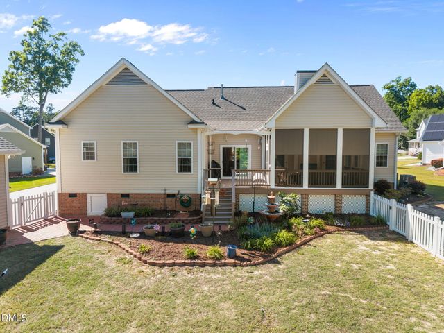 112 Gibbons Drive, Garner, NC 27529