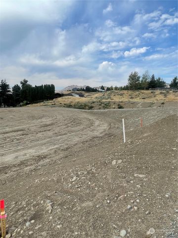16 Parks Drive, Okanogan, WA 98840