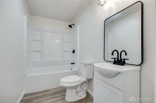 190 Oakridge Drive, Springfield, OH 45504