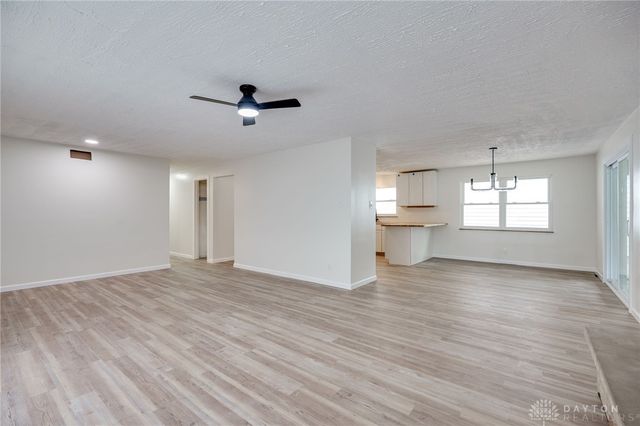 190 Oakridge Drive, Springfield, OH 45504