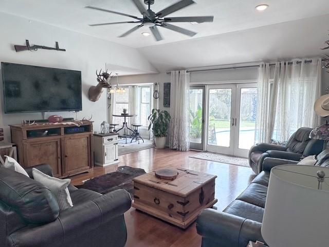 807 Trochta Street, El Campo, TX 77437