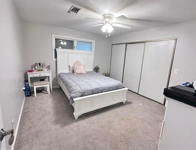 807 Trochta Street, El Campo, TX 77437