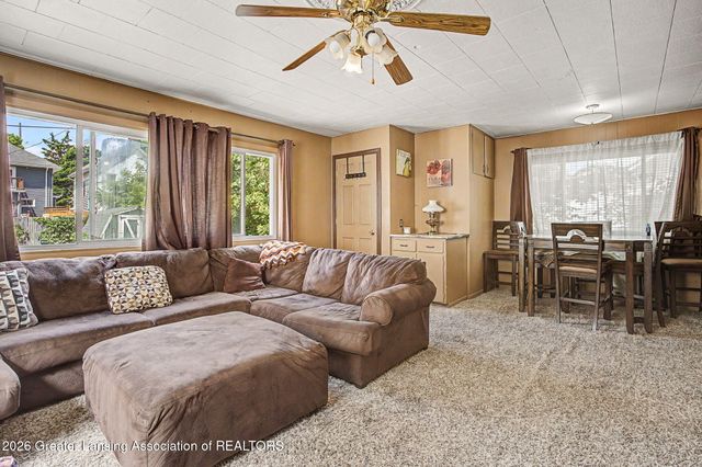 216 Rosamond Street, Lansing, MI 48912