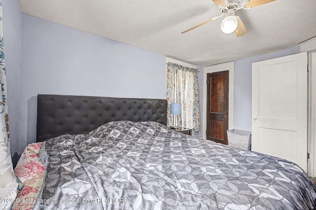 216 Rosamond Street, Lansing, MI 48912