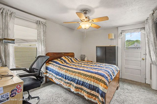 216 Rosamond Street, Lansing, MI 48912