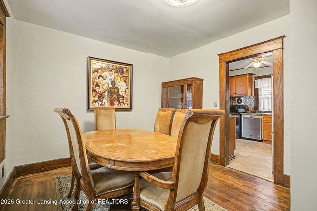 216 Rosamond Street, Lansing, MI 48912