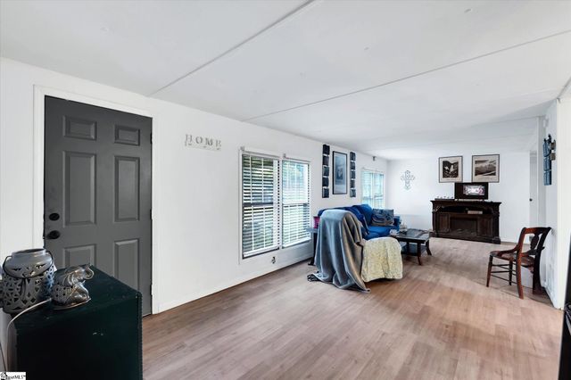 31 Emily Lane, Piedmont, SC 29673