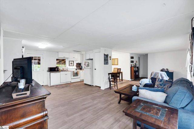 31 Emily Lane, Piedmont, SC 29673