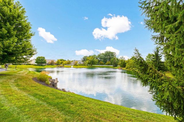 6040 Coventry Lake Drive, Hilliard, OH 43026