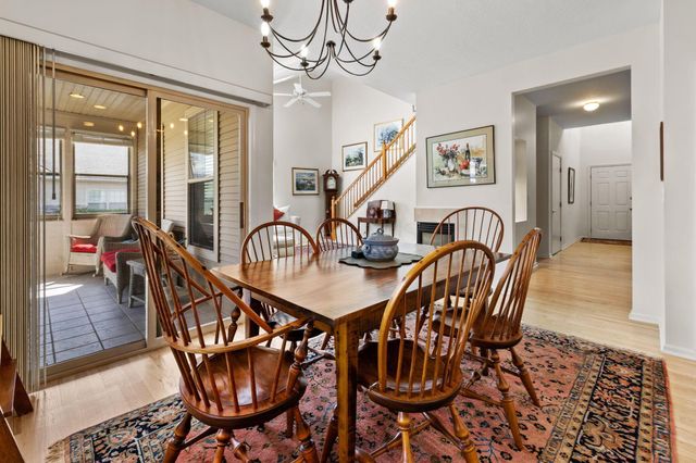 6040 Coventry Lake Drive, Hilliard, OH 43026