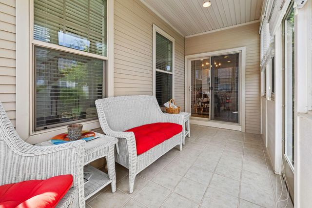 6040 Coventry Lake Drive, Hilliard, OH 43026