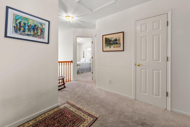 6040 Coventry Lake Drive, Hilliard, OH 43026