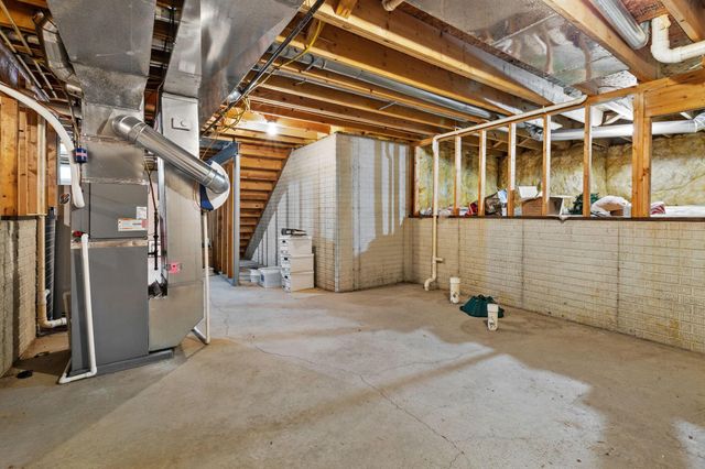6040 Coventry Lake Drive, Hilliard, OH 43026