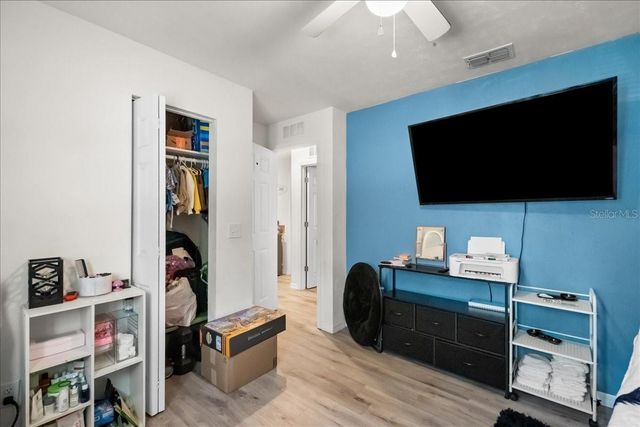 517 E MAIN STREET, Bronson, FL 32621