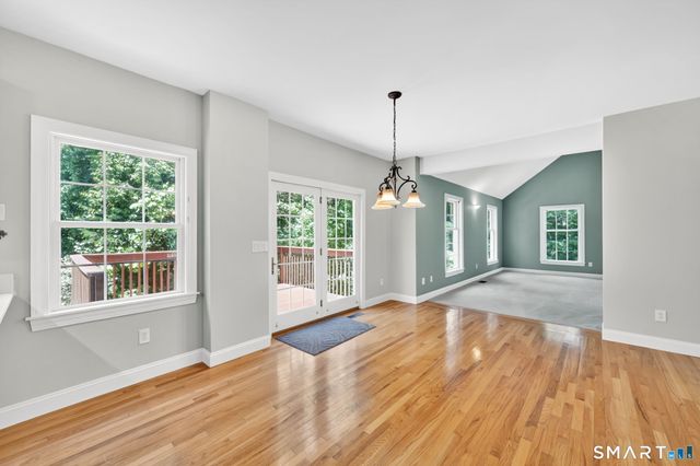 44 Wakeley Road, Southbury, CT 06488