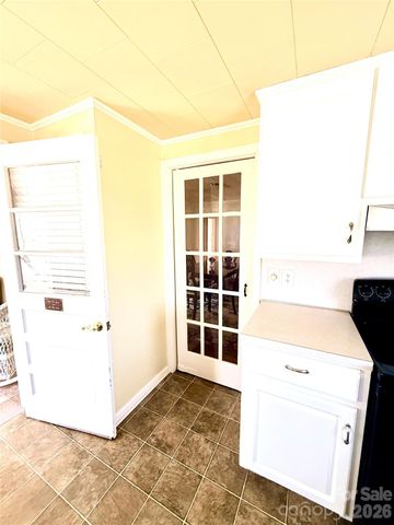 1005 N Main Street, Oakboro, NC 28129