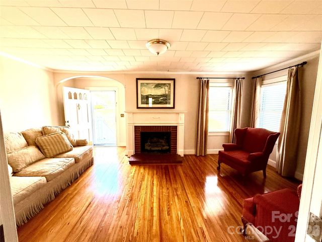 1005 N Main Street, Oakboro, NC 28129