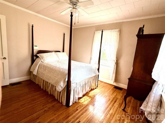 1005 N Main Street, Oakboro, NC 28129