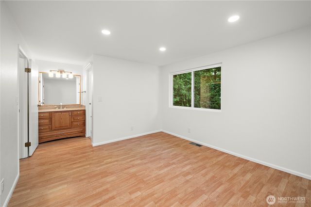 1108 NE 195th Street, Shoreline, WA 98155