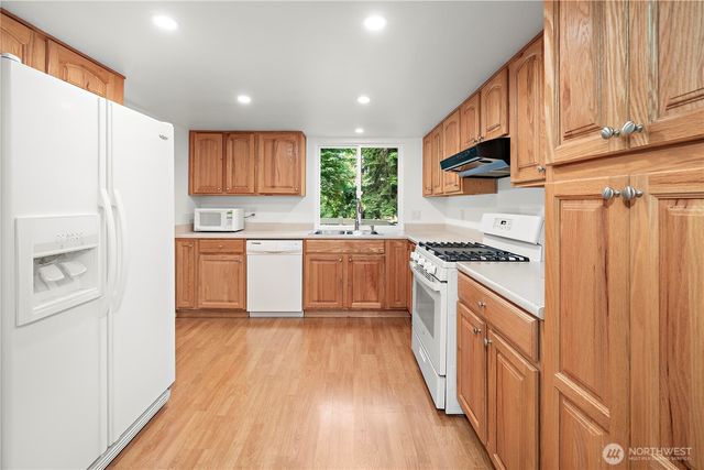 1108 NE 195th Street, Shoreline, WA 98155