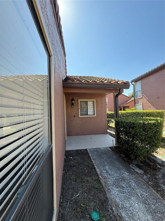 614 SAINT JOHNS COURT 614, Winter Park, FL 32792