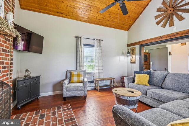 4311 HANOVER PIKE, Manchester, MD 21102