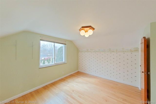 688 New Hampshire Avenue, Marysville, MI 48040