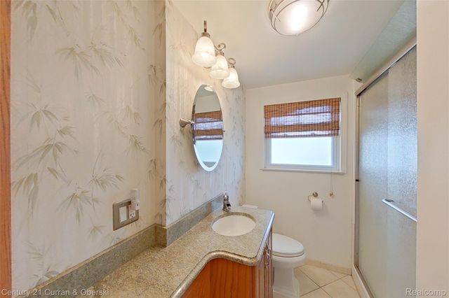 688 New Hampshire Avenue, Marysville, MI 48040