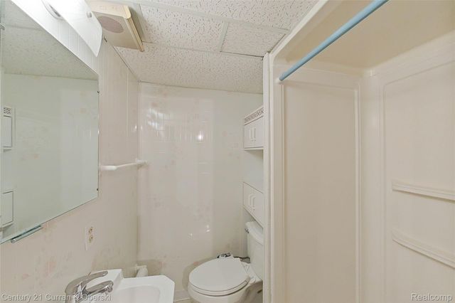 688 New Hampshire Avenue, Marysville, MI 48040