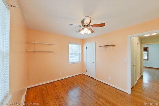 688 New Hampshire Avenue, Marysville, MI 48040