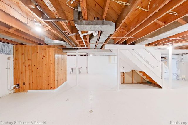 688 New Hampshire Avenue, Marysville, MI 48040