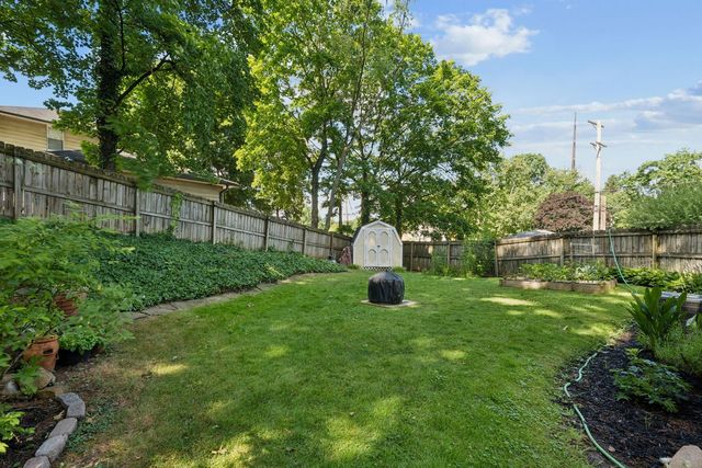 6526 Woodlawn AVENUE, Penn Hills, PA 15147