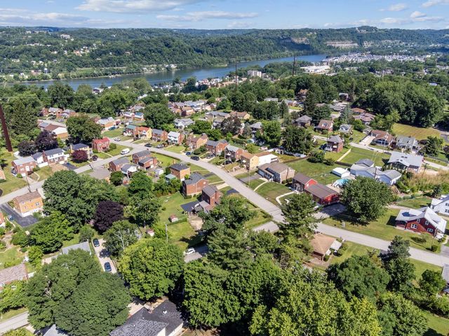 6526 Woodlawn AVENUE, Penn Hills, PA 15147
