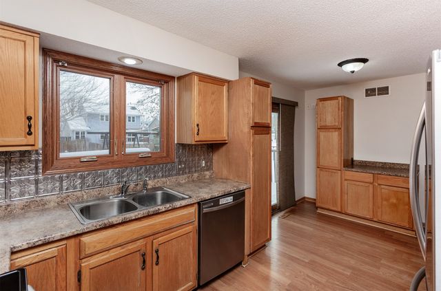 3814 Brookdale Avenue, Ames, IA 50010